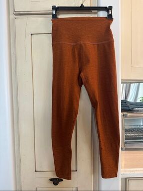 Beyond Yoga Rust/ Auburn Burnt Orange Brown High-Waist Space Dye Leggings